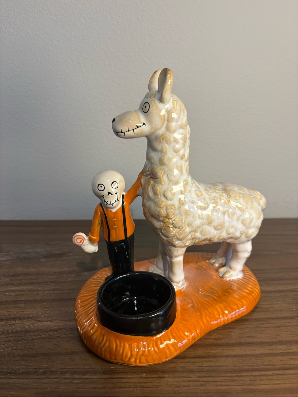 Yankee Candle Boney Bunch Llama Tealight/Votive Holder 2021 Halloween circus